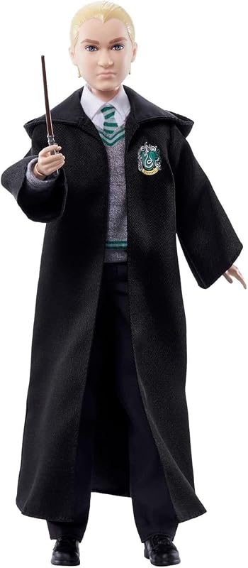 Mattel Harry Potter Draco Malfoy Muñeco articulado con capa y varita, juguete +6 años (HMF35)